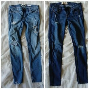 2 pair Hollister skinny jeans
